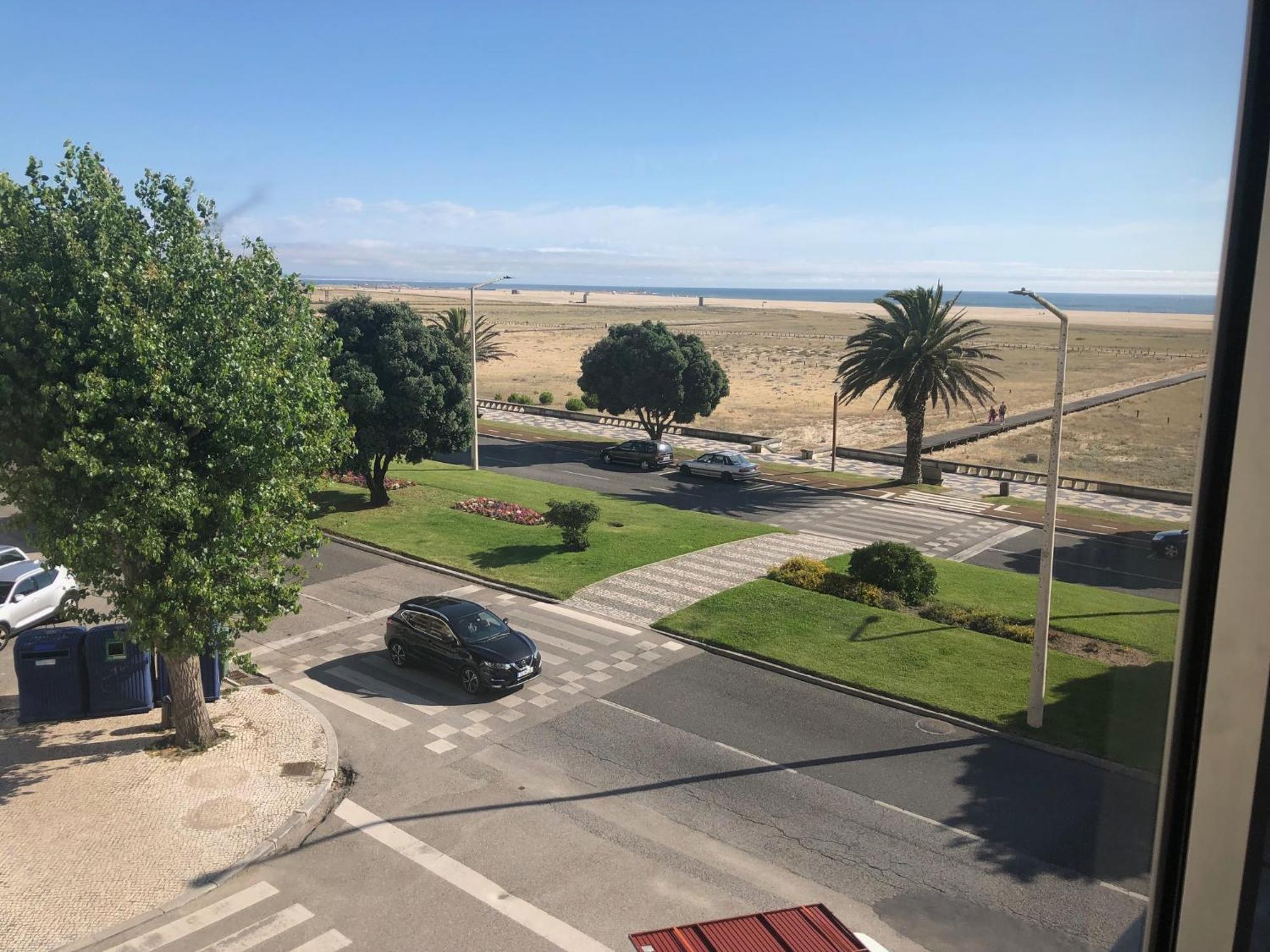 Casa Da Praia Com Tres Quartos - Figueira Foz Фигейра да Фош Екстериор снимка
